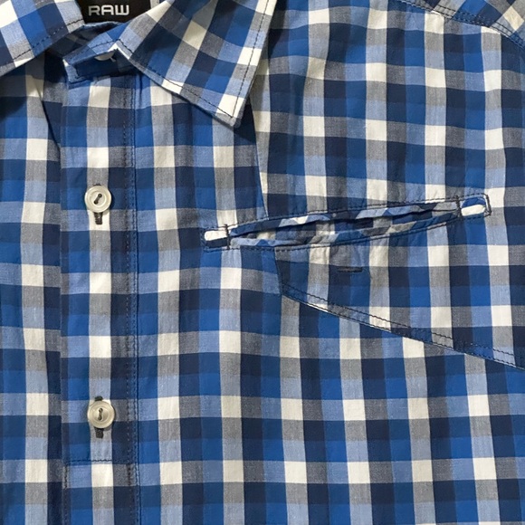 G-Star Raw designer button shirt L. Tagged as a large but fits like a medium. - Picture 2 of 7